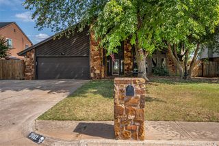 2012 Yellowstone Drive, Yukon, OK 73099