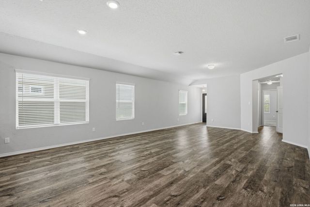 10403 Midsummer Mdw, Converse, TX 78109
