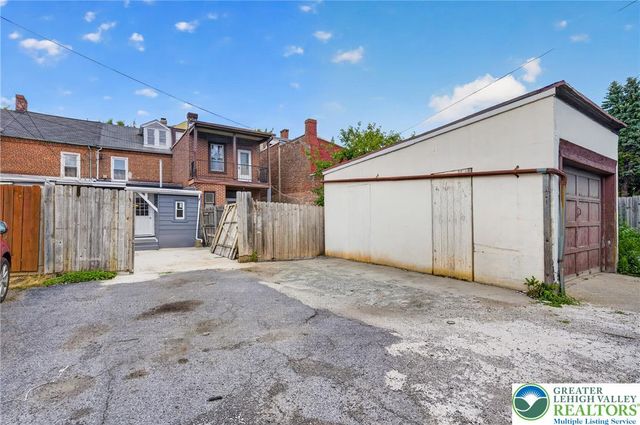 948 West Chew Street, Allentown City, PA 18102