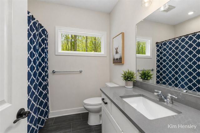 8780 Bentham Court, Rockford, MI 49341