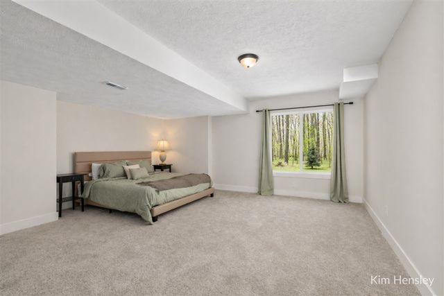 8780 Bentham Court, Rockford, MI 49341