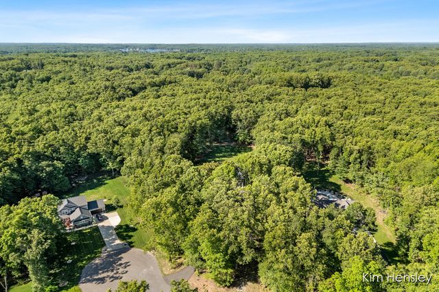 8780 Bentham Court, Rockford, MI 49341