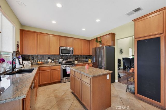 31955 Opal, Winchester, CA 92596