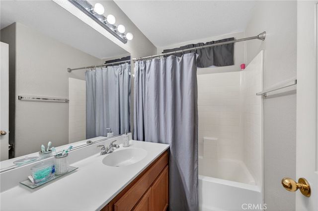 31955 Opal, Winchester, CA 92596
