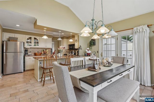 49 Pancake Hollow Drive, Wayne, NJ 07470
