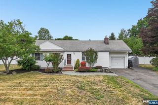 49 Pancake Hollow Drive, Wayne, NJ 07470