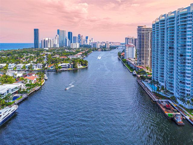 20505 E Country Club Dr 931, Aventura, FL 33180