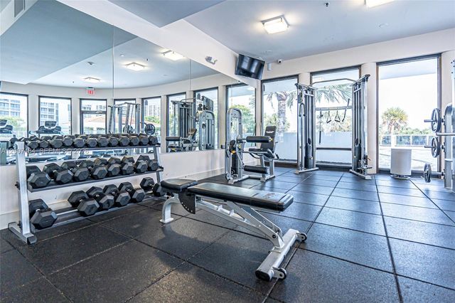 20505 E Country Club Dr 931, Aventura, FL 33180