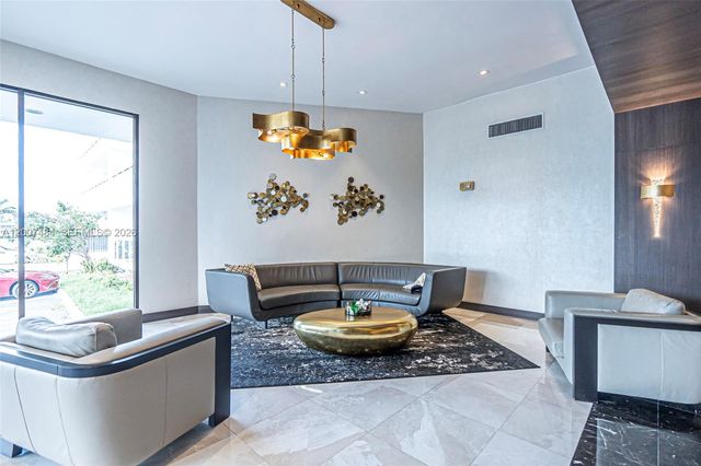 20505 E Country Club Dr 931, Aventura, FL 33180