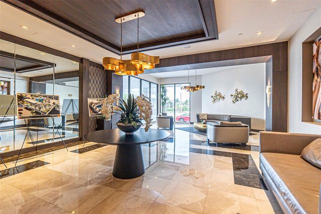 20505 E Country Club Dr 931, Aventura, FL 33180