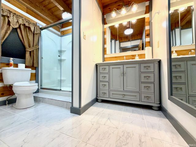 2595 Old State Rd 37 N Highway, Bedford, IN 47421