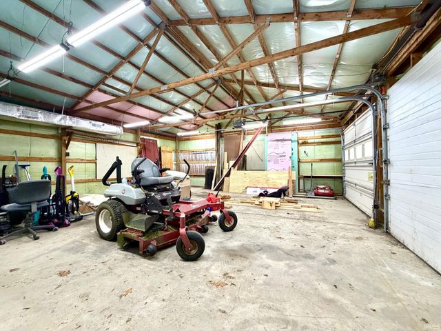 2595 Old State Rd 37 N Highway, Bedford, IN 47421