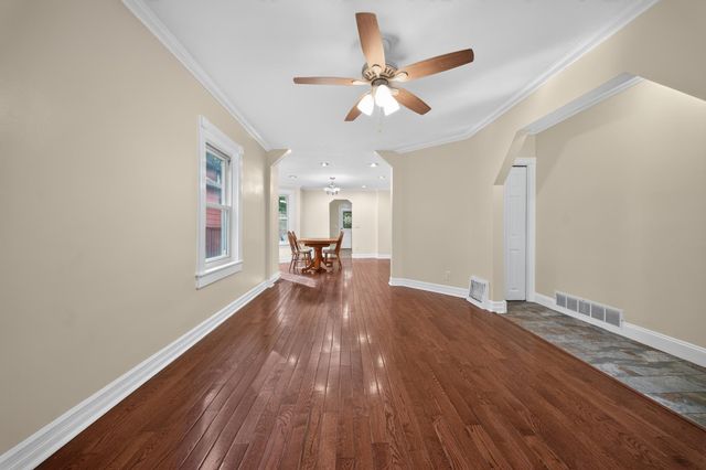 3947 Dupont Avenue N, Minneapolis, MN 55412