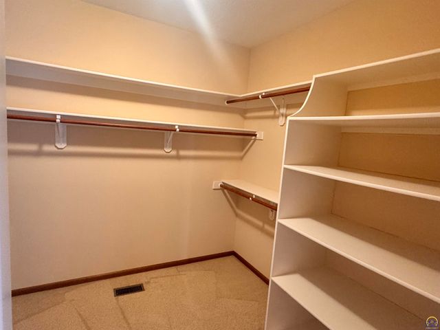 7413 SW Falcon ST, Topeka, KS 66614