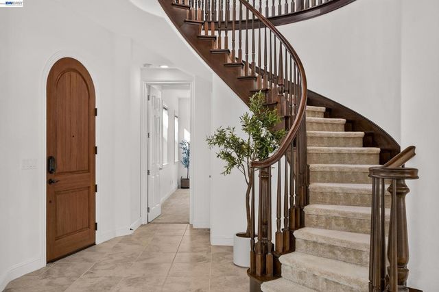 277 Goldfield Pl, San Ramon, CA 94582