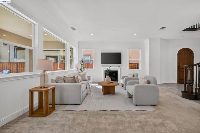 277 Goldfield Pl, San Ramon, CA 94582