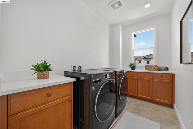 277 Goldfield Pl, San Ramon, CA 94582