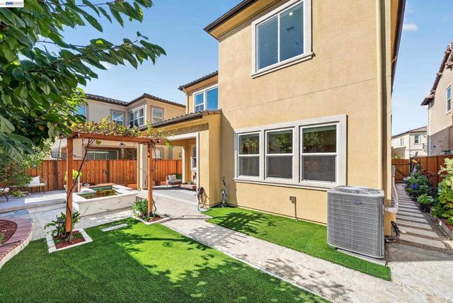 277 Goldfield Pl, San Ramon, CA 94582