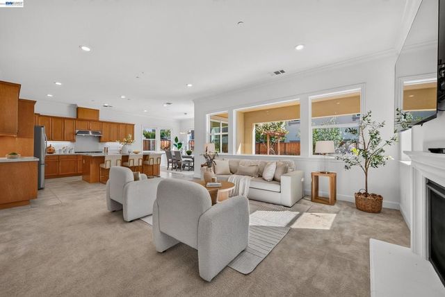 277 Goldfield Pl, San Ramon, CA 94582