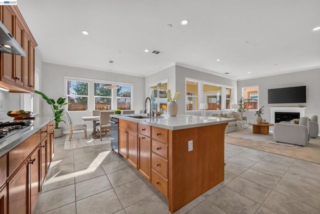 277 Goldfield Pl, San Ramon, CA 94582