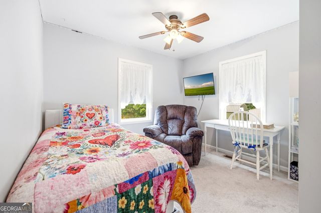1841 Hunters Creek Road, Toccoa, GA 30577