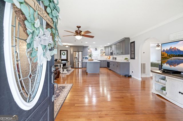 1841 Hunters Creek Road, Toccoa, GA 30577