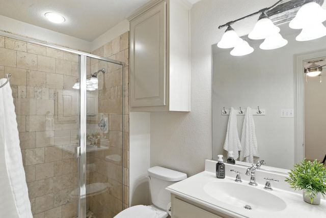 221 Arapahoe Ridge, Weatherford, TX 76087