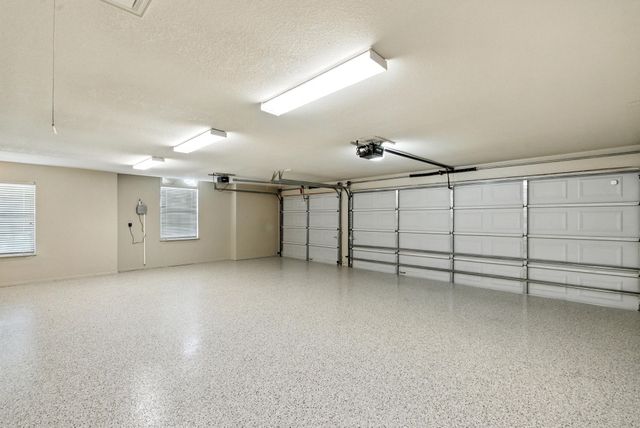 221 Arapahoe Ridge, Weatherford, TX 76087