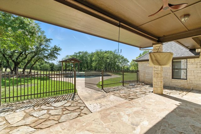 221 Arapahoe Ridge, Weatherford, TX 76087