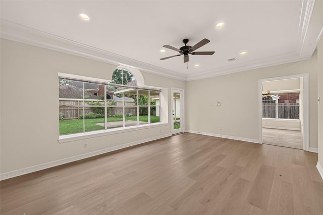 14139 Swallowfield Drive, Houston, TX 77077