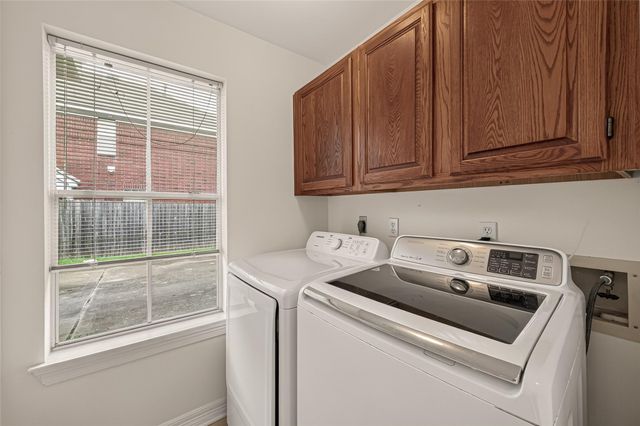 14139 Swallowfield Drive, Houston, TX 77077