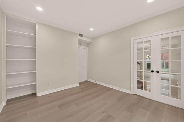14139 Swallowfield Drive, Houston, TX 77077