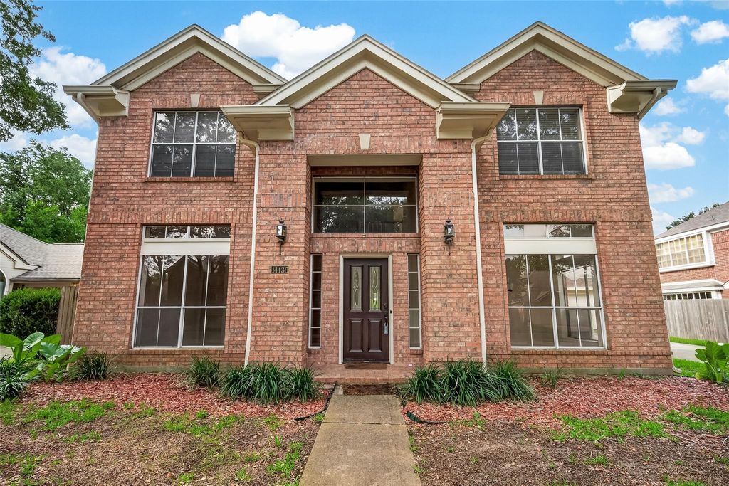 14139 Swallowfield Drive, Houston, TX 77077