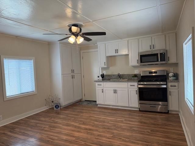 9569 Phelan Cir, Delhi, CA 95315