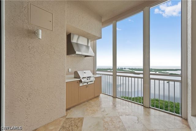 4951 Bonita Bay BLVD PH 302, Bonita Springs, FL 34134