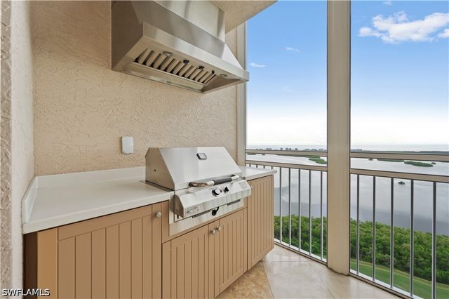4951 Bonita Bay BLVD PH 302, Bonita Springs, FL 34134