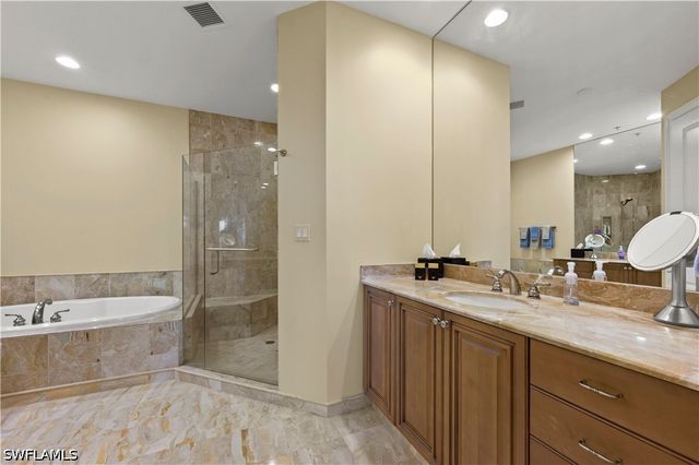 4951 Bonita Bay BLVD PH 302, Bonita Springs, FL 34134