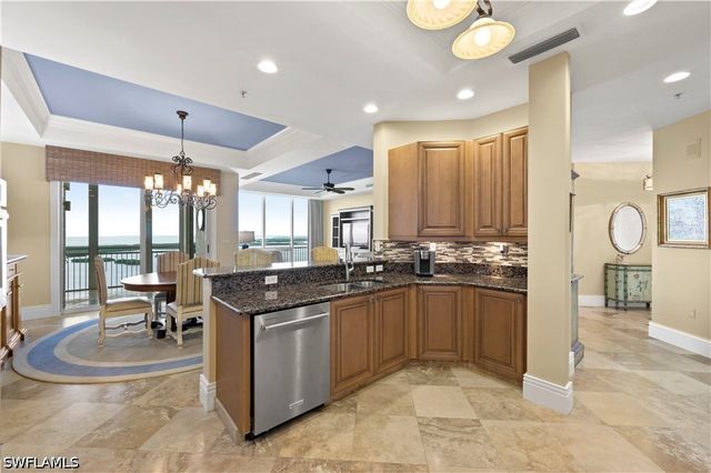 4951 Bonita Bay BLVD PH 302, Bonita Springs, FL 34134