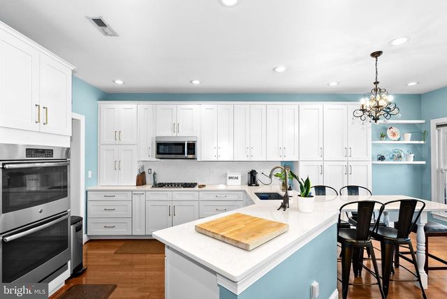 20127 VALHALLA SQ, Ashburn, VA 20147