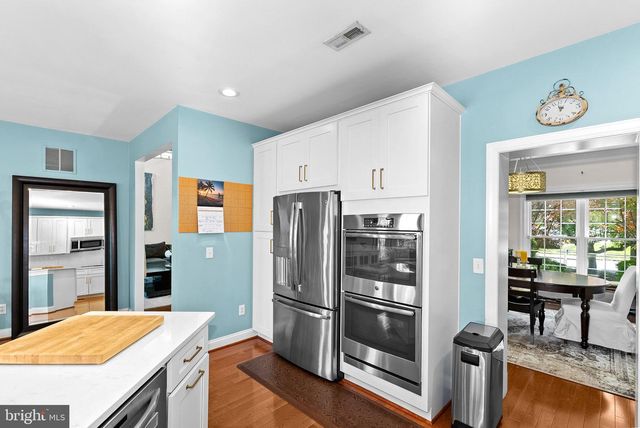 20127 VALHALLA SQ, Ashburn, VA 20147
