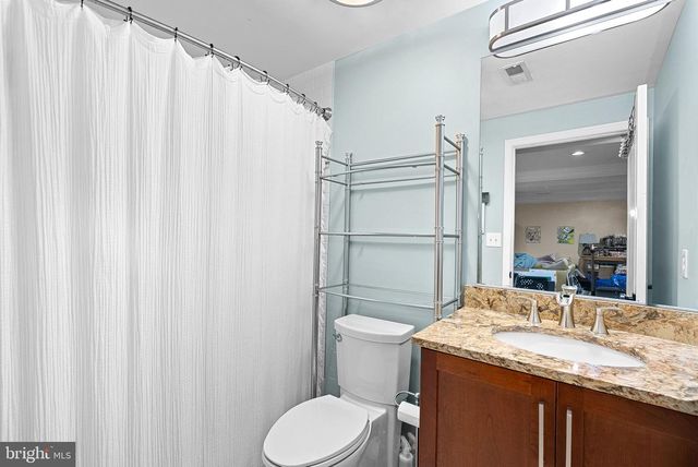 20127 VALHALLA SQ, Ashburn, VA 20147