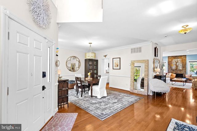20127 VALHALLA SQ, Ashburn, VA 20147