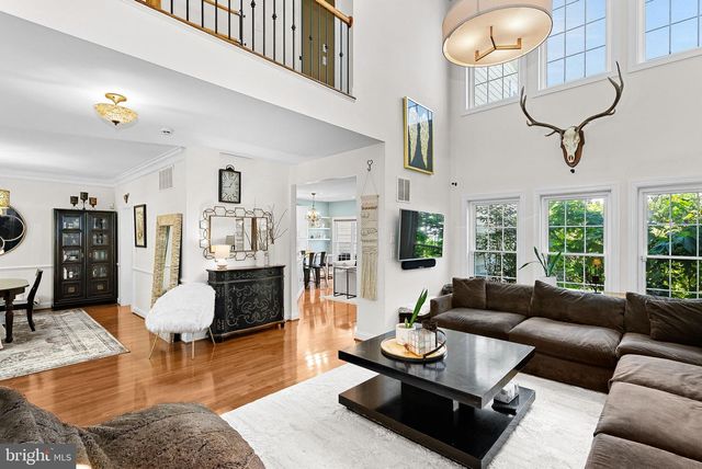 20127 VALHALLA SQ, Ashburn, VA 20147