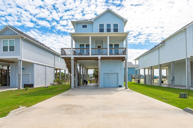 22919 Cuadro Street, Galveston, TX 77554