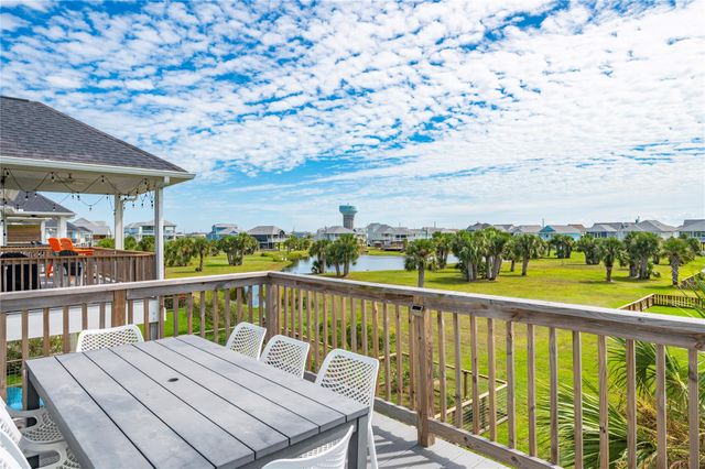 22919 Cuadro Street, Galveston, TX 77554