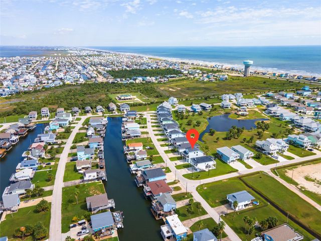 22919 Cuadro Street, Galveston, TX 77554