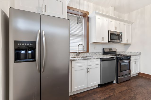 12120 S Parnell Avenue, Chicago, IL 60628