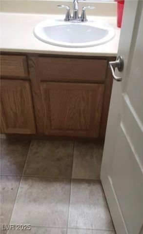 7342 Tanglewood Park Street, Las Vegas, NV 89166