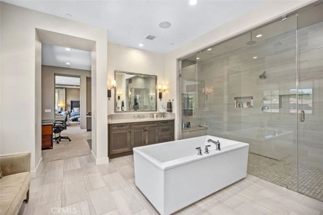 116 Knob Creek, Irvine, CA 92602