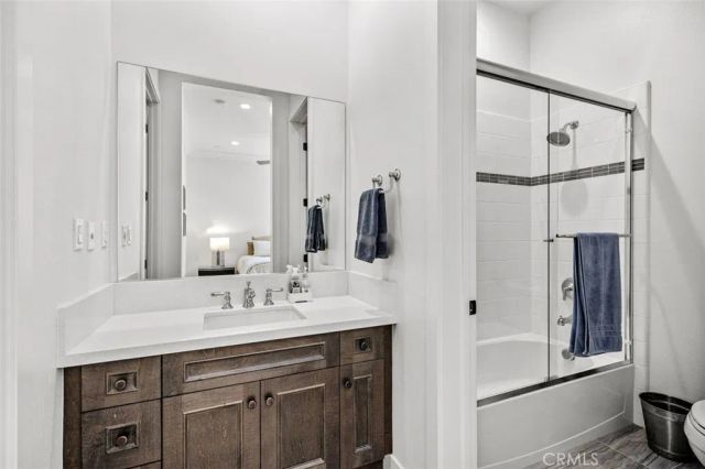 116 Knob Creek, Irvine, CA 92602